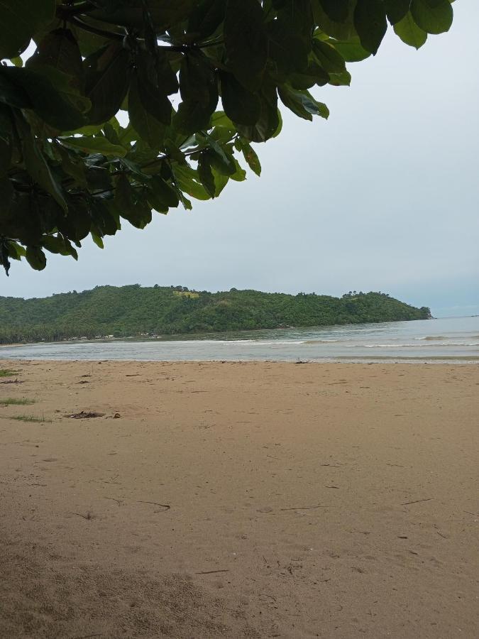 Akoya Beach Park And Cottages Locaroc Eksteriør billede